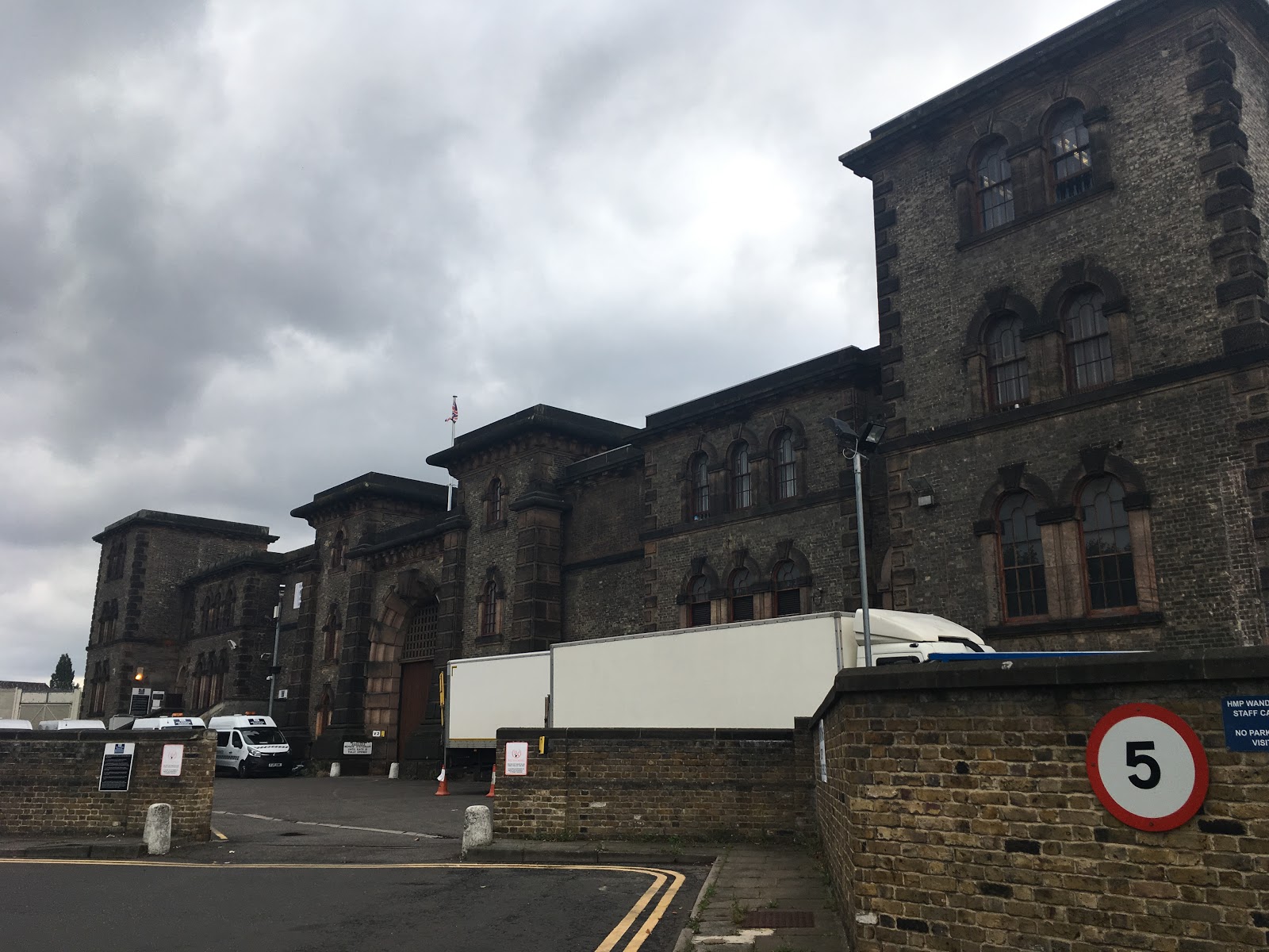 https://whatremovals.co.uk/wp-content/uploads/2022/02/Wandsworth Prison Museum-300x225.jpeg